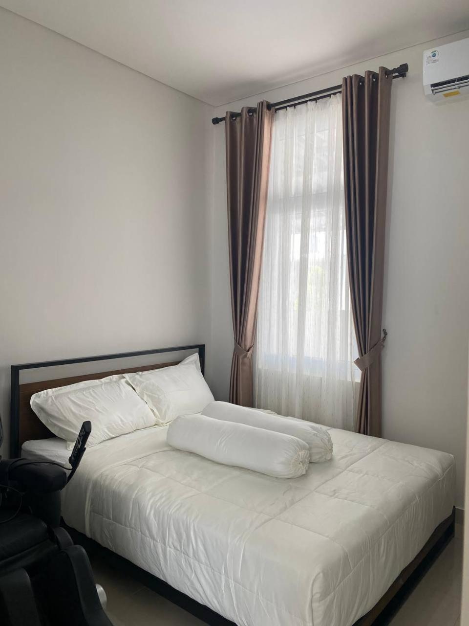 Villa Ku Villa Mu Semarang Bagian luar foto
